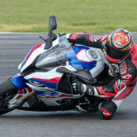 BMW S1000RR Slide